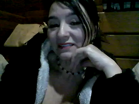 Anlly_garcia002's Live Chat Room