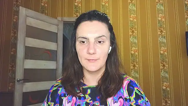 غرفة دردشة warm_pearl المباشرة