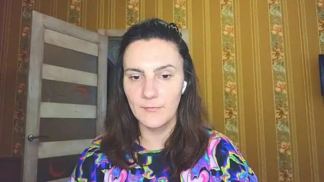 Živá chatovací místnost warm_pearl