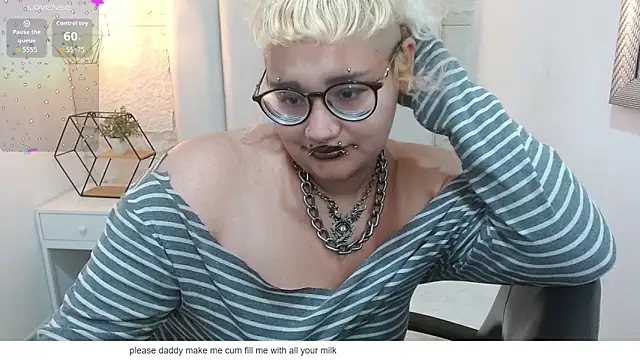 Echypyon_ Cameră chat live