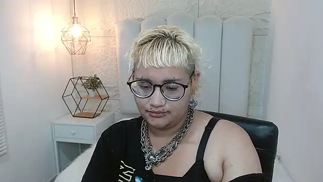 Echypyon_n Live chat-huone