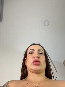 دردشة Michelle09_ الجنسية المباشرة