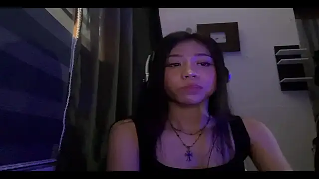 Živá chatovací místnost amberluiss
