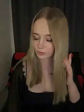 Rachelwebs' Live Chat Room