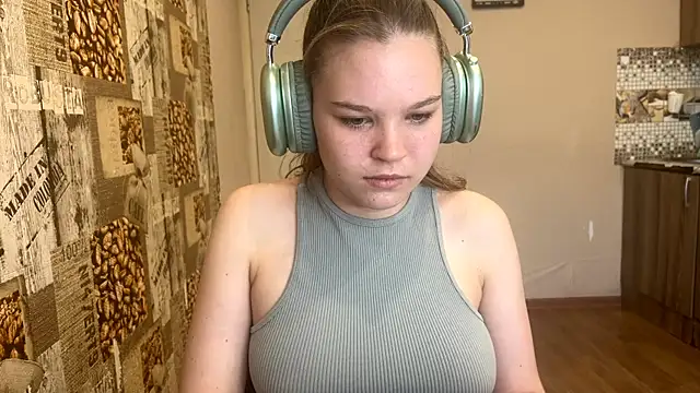 غرفة دردشة HellyRay المباشرة