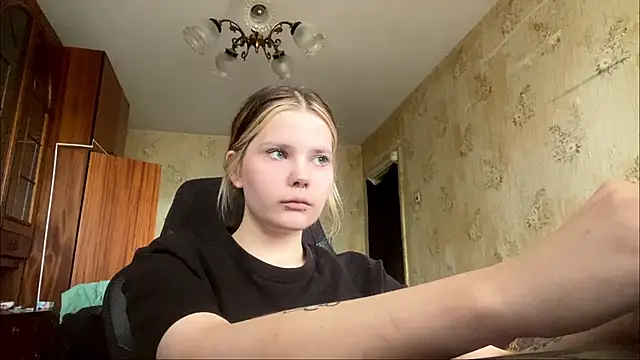 SusanaLeichty: онлайн-чат