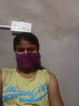 Tiyaasa লাইভ চ্যাট রুম