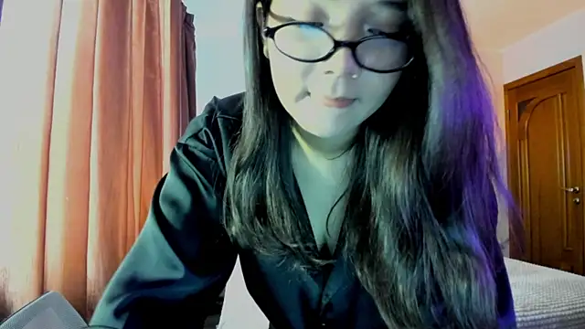 milana_marttt Adlı Modelin Canlı Sohbet Odası