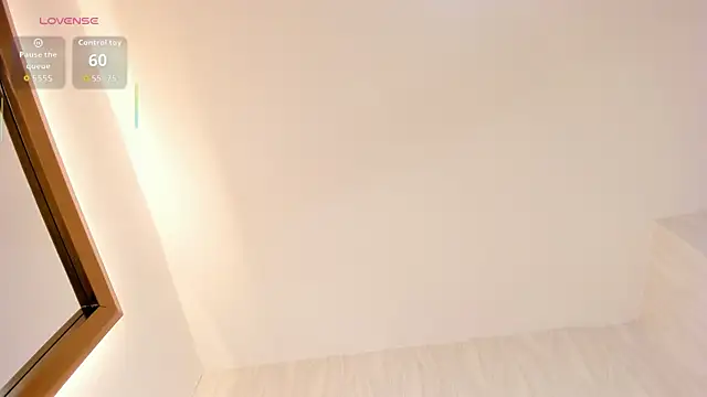 natalie_fox__: δωμάτιο απευθείας συνομιλίας