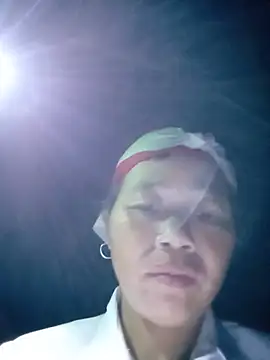 Phòng Chat Trực Tiếp Elfledaa