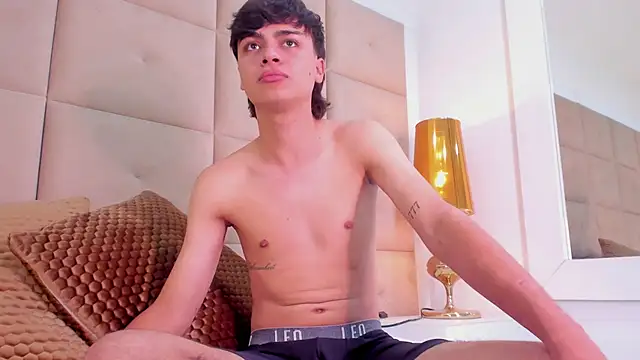 Ohrickyn Live-seksikameraesitys