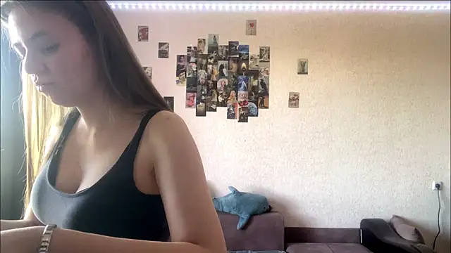 KrystalCarabine – live chatrum