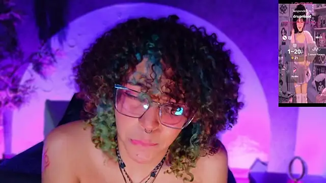 emmanakamura Cameră chat live