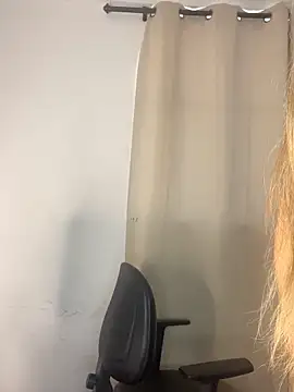 Lyn_pamplon live-chat rom