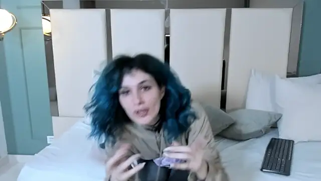 Živá chatovací místnost lunaria_azura