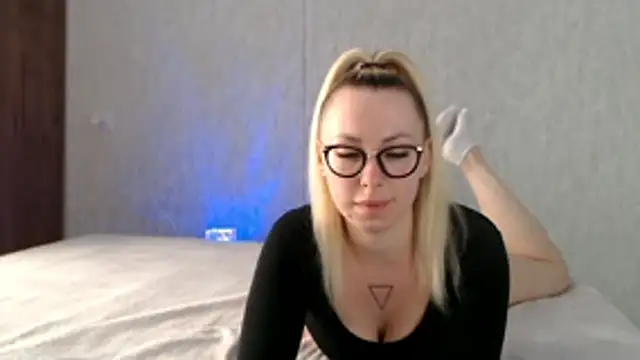 _Leslyy_Feet_00's Live Chat Room