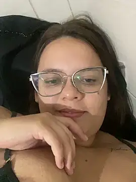 Živá chatovací místnost Laryssinha_69