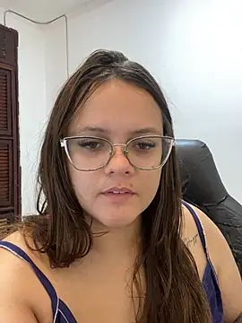 Živá chatovací místnost Laryssinha_69
