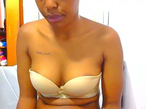 prettysuri22 Live Chatraum