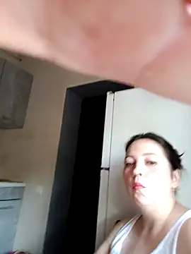 zupita0305 লাইভ চ্যাট রুম