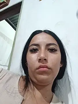 חדר צ'אט בשידור חי של Ann_Houston_