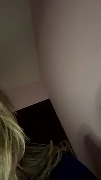 VALENTINA__26: δωμάτιο απευθείας συνομιλίας