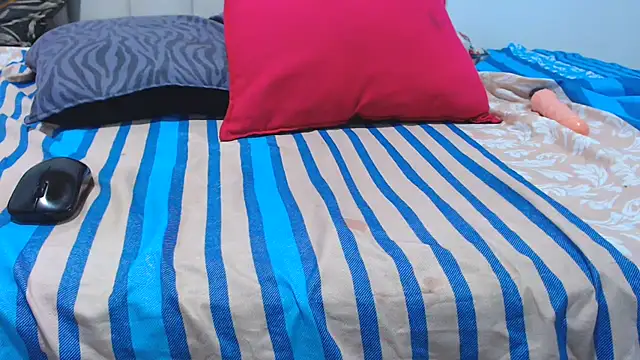 Chat soba uživo modela Maryanlit