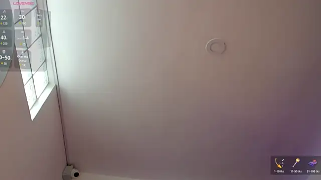 megan_roussse – Naživo chatovacia miestnosť