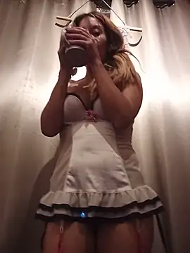 Chat soba uživo modela Lili_Valkova