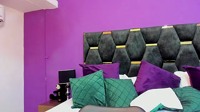 Živá chatovací místnost MaluJensen
