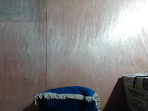 Živá chatovací místnost PINAY_SkinnyGirl123