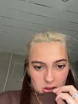 naughtygirl6989 Cameră chat live