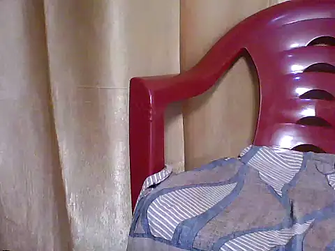 sexypie254 Adlı Modelin Canlı Sohbet Odası