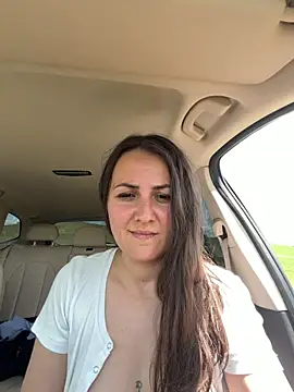 BrunetteNymph Live Chatraum