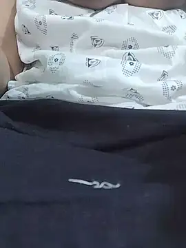 Desi_mona786のライブチャットルーム
