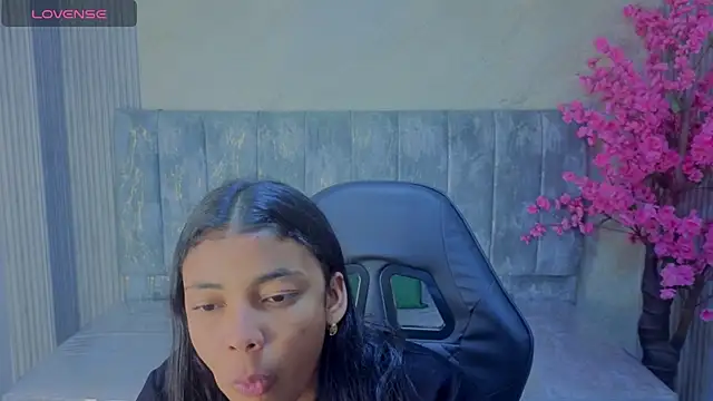 غرفة دردشة valentina_gomez_s المباشرة