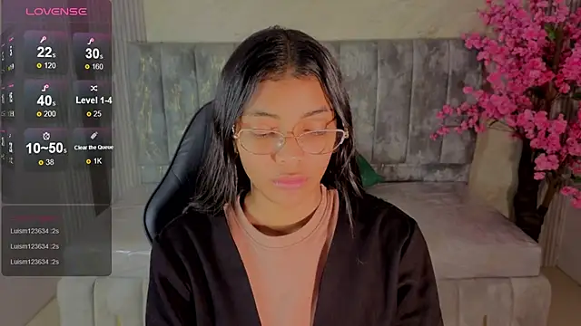 valentina_gomez_s Adlı Modelin Canlı Sohbet Odası