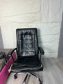 Sala de chat ao vivo de LyraMilano