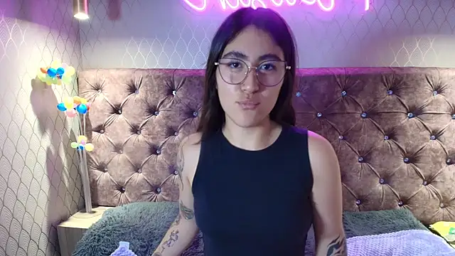 AntonellaRosex 실시간 채팅방