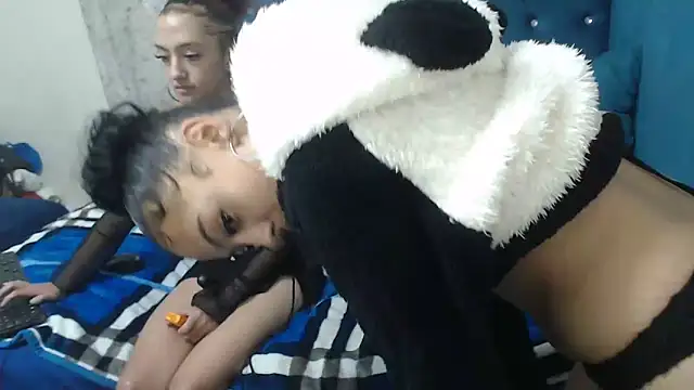 CuteAbbles13thn Live chat-huone