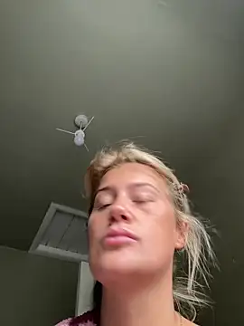 quirkyprincess Cameră chat live