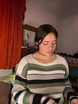 Pokój czatu na żywo – -Cattleya-