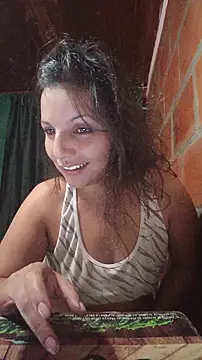 Marcella_single Adlı Modelin Canlı Sohbet Odası