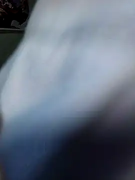 חדר צ'אט בשידור חי של Tyara_Girl