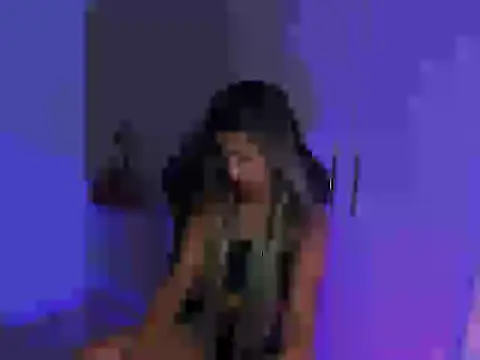 CamillaHot19 – Naživo chatovacia miestnosť