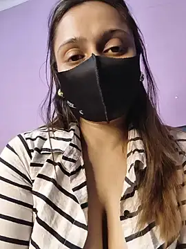 Rubby_Queen লাইভ চ্যাট রুম