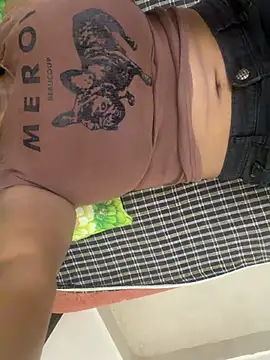 cute_girl_99 现场聊天室