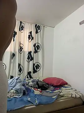 jhuan99 élő chatszobája