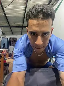 jhuan99 Cameră chat live