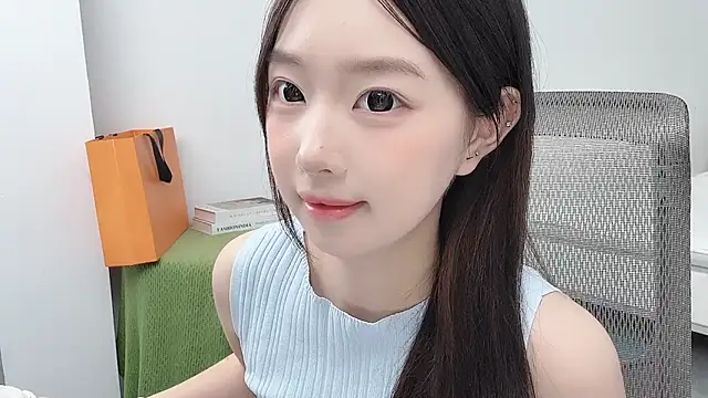 Yoyo33355 Live Chatraum